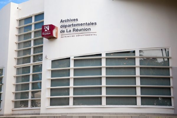 Enseignes des Archives départementales