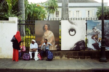 Exposition de l'Iconothèque historique de l'océan Indien rue de Paris ihoi-rdp03