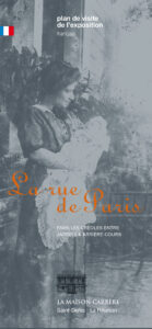 Exposition "La rue de Paris, familles créoles entre jardins et arrière-cours" design-graphique-depliant-exposition-maison-carrere-Saint-denis