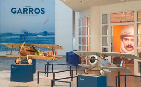 Exposition "Roland Garros, aviateur réunionnais" Roland Garros - Archives départementales de La Réunion 01